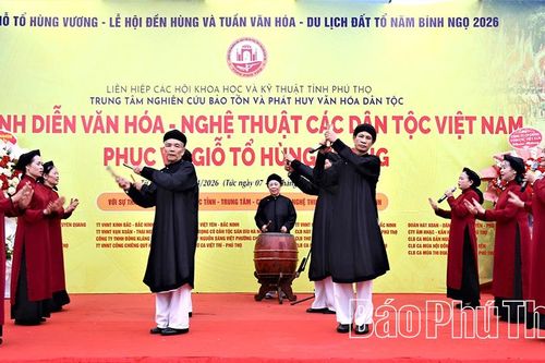 Khơi dậy nguồn lực văn hóa, xây dựng con người Đất Tổ trong giai đoạn mới