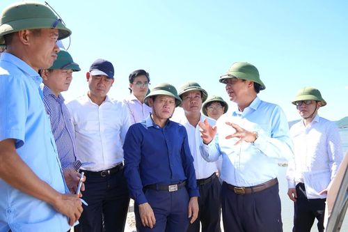 Ưu tiên bố trí vốn cho dự án nâng cấp, mở rộng Khu neo đậu tránh trú bão kết hợp cảng cá Bắc sông Gianh