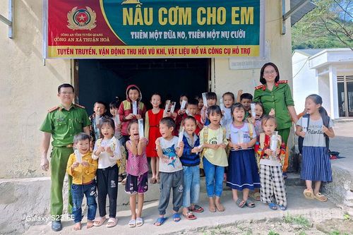 Điểm tựa ở cơ sở