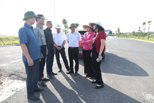 HĐND tỉnh Thái Nguyên khảo sát công tác giải phóng mặt bằng tại phường Bá Xuyên