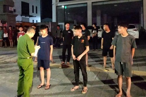 Hải Phòng xử lý 36 thanh thiếu niên livestream, cổ vũ đua xe trái phép