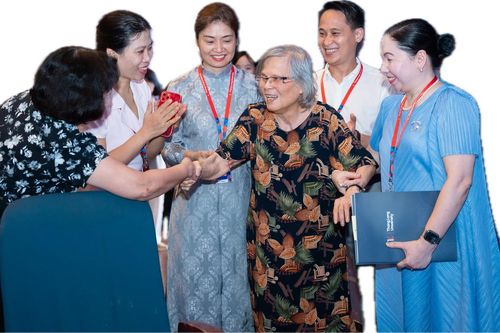 Hành trình truyền lửa của nữ giáo sư Toán học đầu tiên Việt Nam