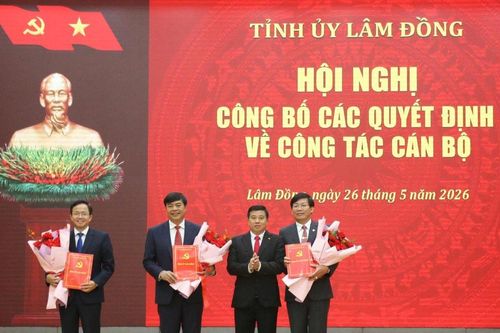 Lâm Đồng điều động, bổ nhiệm 10 cán bộ lãnh đạo chủ chốt
