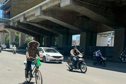 Cảnh báo sốc nhiệt, say nắng trong đợt nắng nóng khắc nghiệt