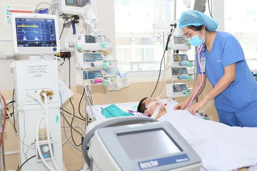 Bé trai 12 tuổi đuối nước khi bơi ở bể gần nhà: Bác sĩ cảnh báo sai lầm nguy hiểm nhiều người mắc phải