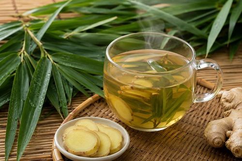 Uống nước lá tre trong mùa hè có tác dụng gì?