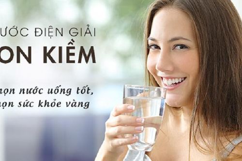 Thực hư tác dụng của nước ion kiềm với sức khỏe: Uống sai cách có thể gây hệ lụy