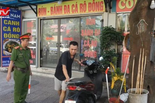 Công an phường Phúc Lợi tăng cường duy trì trật tự đô thị