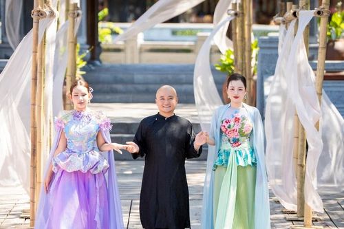 Nhà thiết kế Cao Minh Tiến kể chuyện di sản áo dài bằng thời trang và ký ức Việt