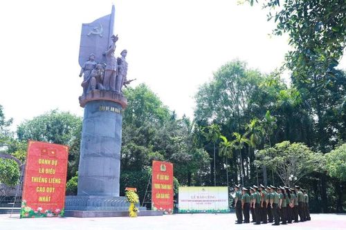 Cụm thi đua số 5 - Công an Hà Nội sinh hoạt chính trị về nguồn tại Khu di tích Nha Công an Trung ương
