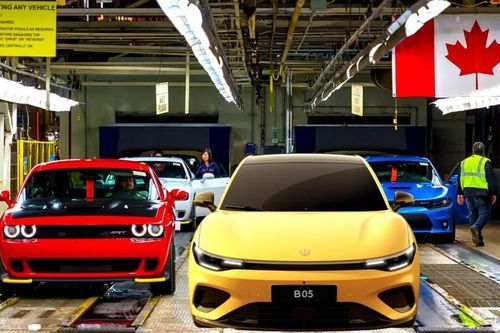 Nhà máy xe cơ bắp Mỹ có thể sản xuất ôtô điện Trung Quốc tại Canada