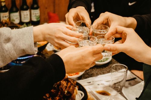Cãi vã, say xỉn hủy hoại team building