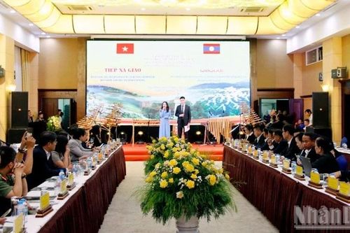 Đẩy mạnh hợp tác phát triển văn hóa-du lịch giữa tỉnh Lâm Đồng và Champasak