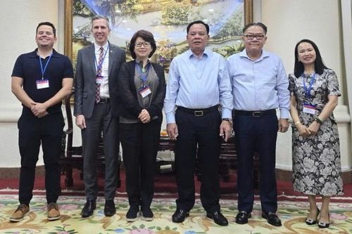 Lãnh đạo thành phố Đồng Nai cam kết luôn đồng hành cùng doanh nghiệp