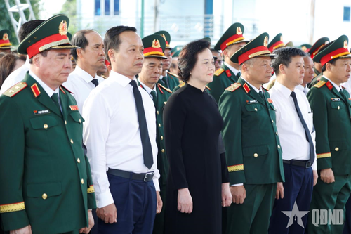 Phó thủ tướng Phạm Thị Thanh Trà dự lễ truy điệu, an táng hài cốt liệt sĩ tại Điện Biên