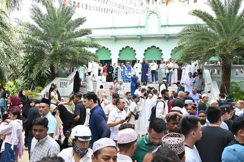 Đông đảo tín đồ Hồi giáo dự Đại lễ Raya Idil Adha tại TPHCM