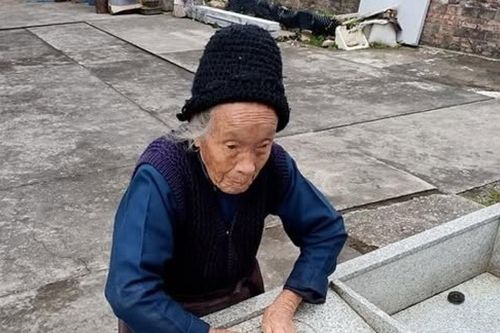 Trung Quốc: Cụ bà 110 tuổi và bí quyết giản dị để duy trì sức khỏe tốt