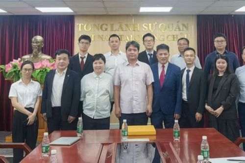 Tổng Lãnh sự Việt Nam tại Quảng Châu làm việc với các đối tác thành phố Dương Giang, tỉnh Quảng Đông (Trung Quốc)