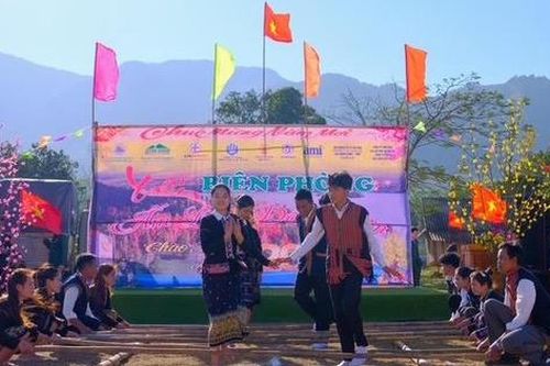 Giữ hồn cồng chiêng nơi đại ngàn Hướng Lập