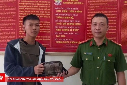 'Nhặt được của rơi, trả người đánh mất' trở thành nét đẹp đời thường