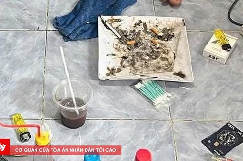 'Đột kích' phòng trọ, phát hiện 4 đối tượng chơi ma túy