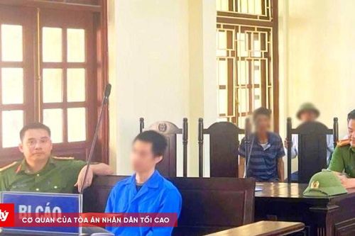 Đòi sổ đỏ mang đi cầm cố bất thành, con trai cầm kéo đâm cha đẻ