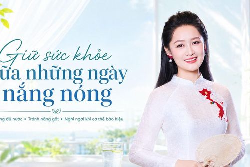 Cục trưởng Xuân Bắc và BTV Thu Hà VTV gây sốt khi nói về nắng nóng