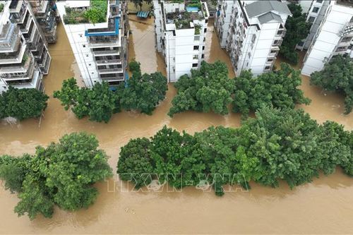 Trung Quốc ứng phó mưa lũ diện rộng