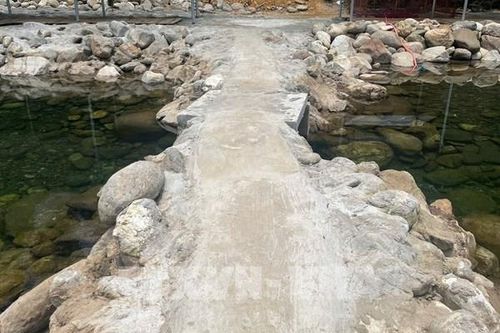 Phản hồi thông tin của TTXVN: Huế yêu cầu tháo dỡ đập chặn suối Khe Su