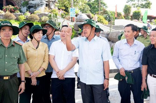 Bí thư Tỉnh ủy An Giang Nguyễn Tiến Hải khảo sát thực tế tại núi Cấm