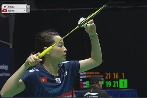 Nguyễn Thùy Linh thua tay vợt Nhật Bản Natsuki Nidaira trận ra quân Singapore Open 2026