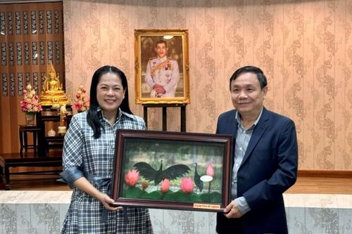 Đoàn công tác của tỉnh Đồng Tháp đến thăm và làm việc với tổ chức Công viên Động vật học Thái Lan (ZPOT)