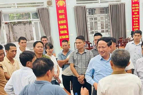 Chủ tịch UBND tỉnh Phạm Anh Tuấn đối thoại với các hộ nhận khoán tại Công ty cổ phần cà phê Gia Lai