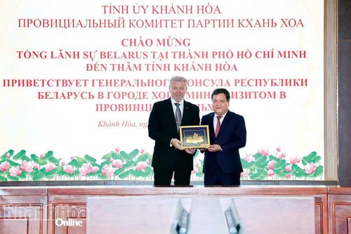 Bí thư Tỉnh ủy Trần Phong đề nghị thúc đẩy hợp tác với Cộng hòa Belarus trên nhiều lĩnh vực