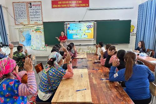 Tập huấn về 'Phòng, chống mua bán trẻ em và đi xa an toàn'