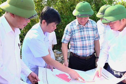 Lãnh đạo tỉnh Thái Nguyên kiểm tra tiến độ giải phóng mặt bằng Khu công nghiệp Sông Công II - giai đoạn 2