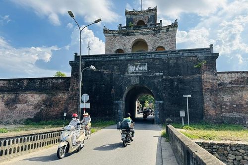 Phân luồng giao thông qua cửa Kẻ Trài, Đông Ba từ ngày 30/5