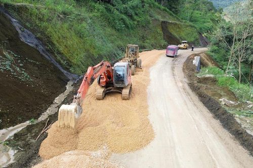 Hoàn thành toàn bộ dự án kết nối giao thông miền núi phía Bắc trước 30/6