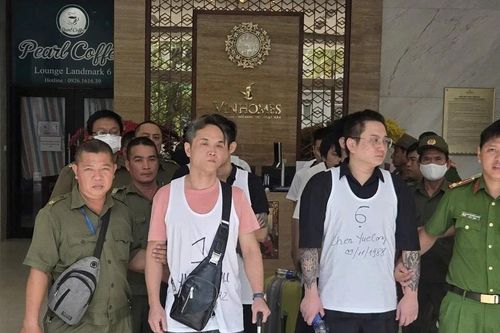 Phát hiện người nước ngoài vi phạm cư trú và hoạt động 'lừa đảo công nghệ cao'