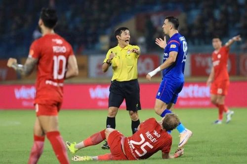 VFF xác nhận trọng tài sai sót trong trận Thể Công Viettel hòa PVF-CAND