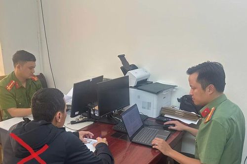 Xử phạt đối tượng giả danh Công an đăng lên mạng xã hội
