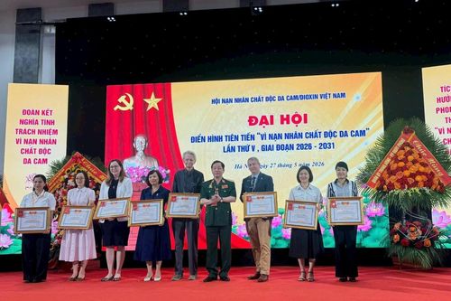 Đại hội Điển hình tiên tiến 'Vì nạn nhân chất độc da cam'
