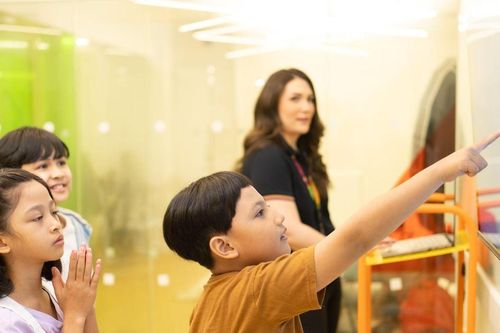 English 1 mở rộng sang Việt Nam trong bối cảnh nhu cầu học tiếng Anh tăng mạnh