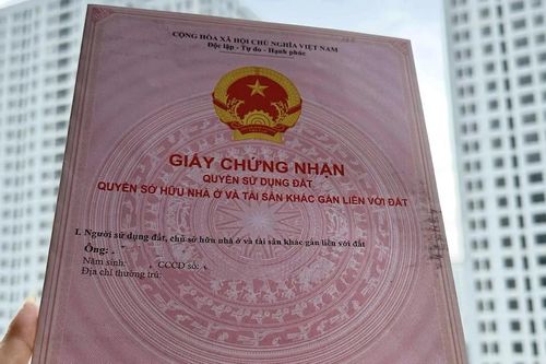 Cơ quan thuế nhắc khẩn người sử dụng đất: Chậm hoàn tất thủ tục này dễ gặp rắc rối khi sang tên, mua bán