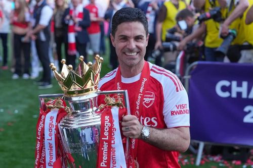 HLV Mikel Arteta xuất sắc nhất giải Ngoại Hạng Anh