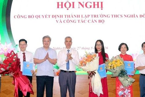 Công bố quyết định thành lập Trường THCS Nghĩa Đô