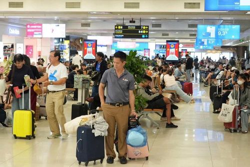 Bảo vệ quyền lợi khách hàng đi máy bay, cẩn trọng với hành lý ký gửi