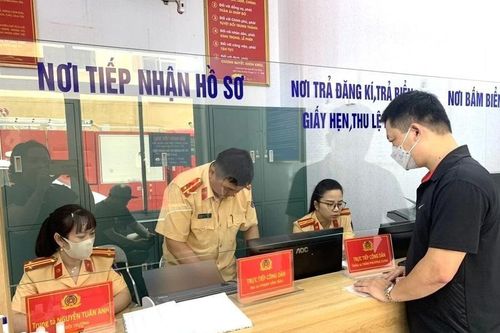 Từ 8-6: Chính thức áp dụng quy định mới nhất về hồ sơ đăng ký sang tên xe