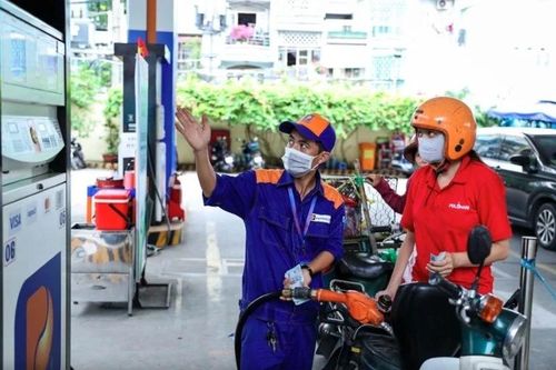Giá xăng dầu đồng loạt giảm mạnh