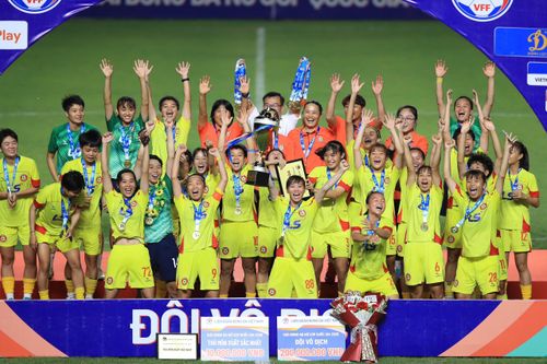 Người hùng World Cup giúp TP.HCM lên ngôi vô địch Cúp Quốc gia